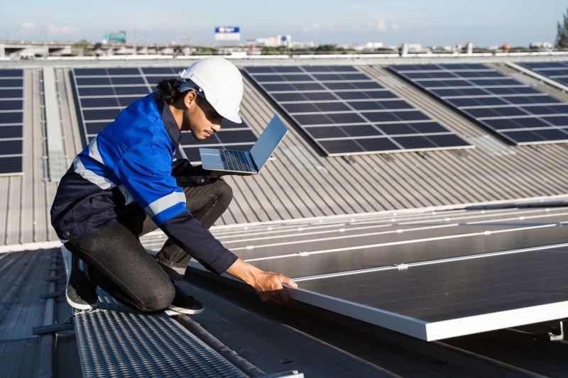 Professional Solar Service Team